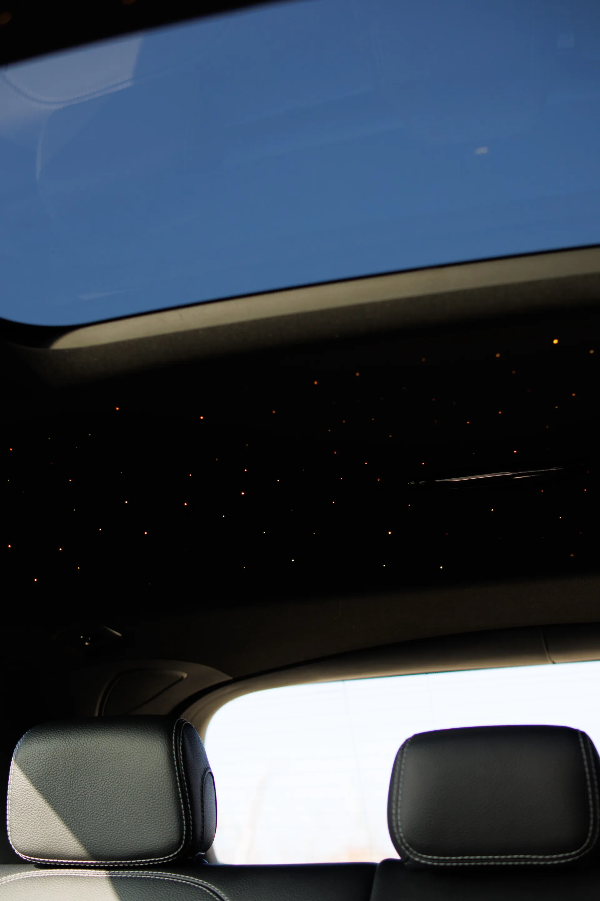 Ciel étoilé - 750 étoiles Mercedes GLC 250 avec toit panoramique 